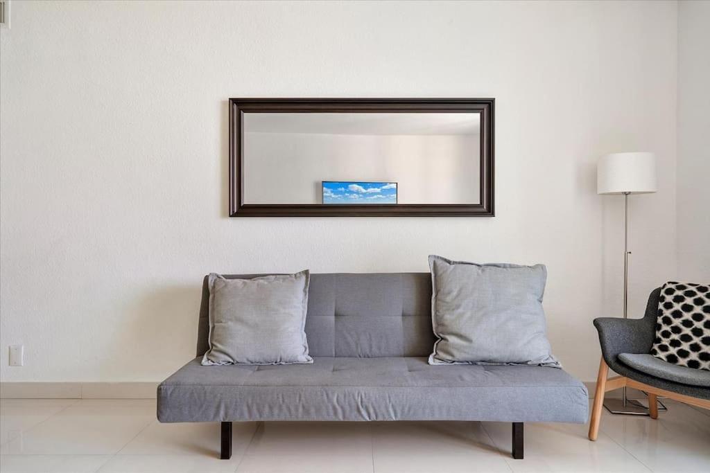 Beachfront 2 Bedroom At Tides Hollywood 8Th Floor Exterior photo