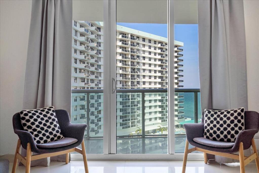 Beachfront 2 Bedroom At Tides Hollywood 8Th Floor Exterior photo
