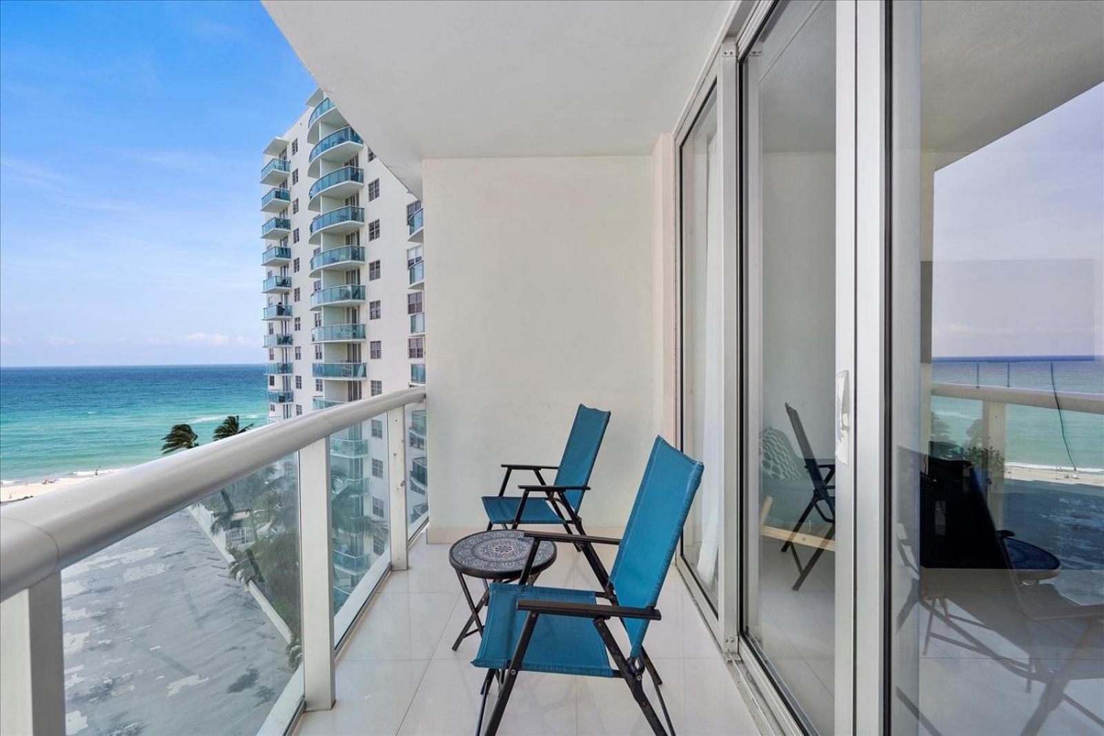 Beachfront 2 Bedroom At Tides Hollywood 8Th Floor Exterior photo